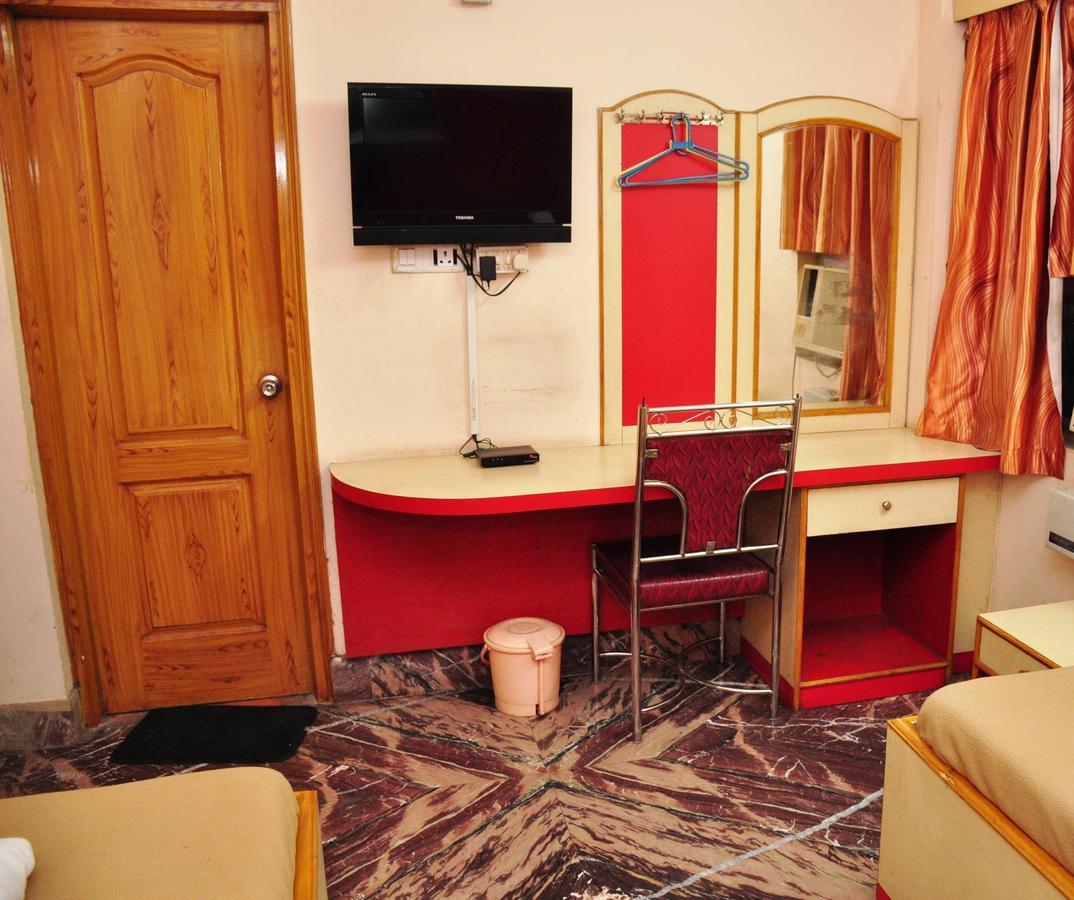 Aastha Hotel Rourkela Bagian luar foto