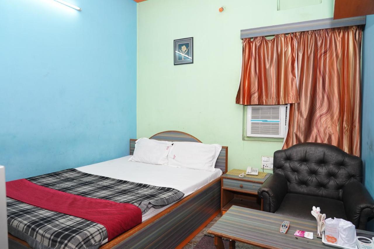 Aastha Hotel Rourkela Bagian luar foto